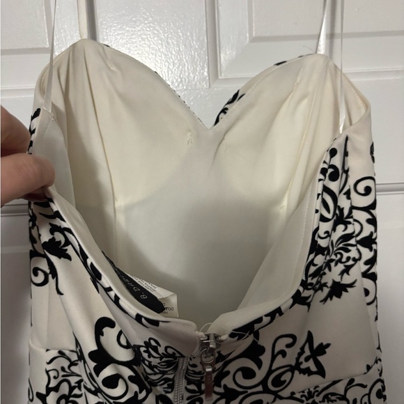 Black and white Pencil Skirt - Picture 3 of 6